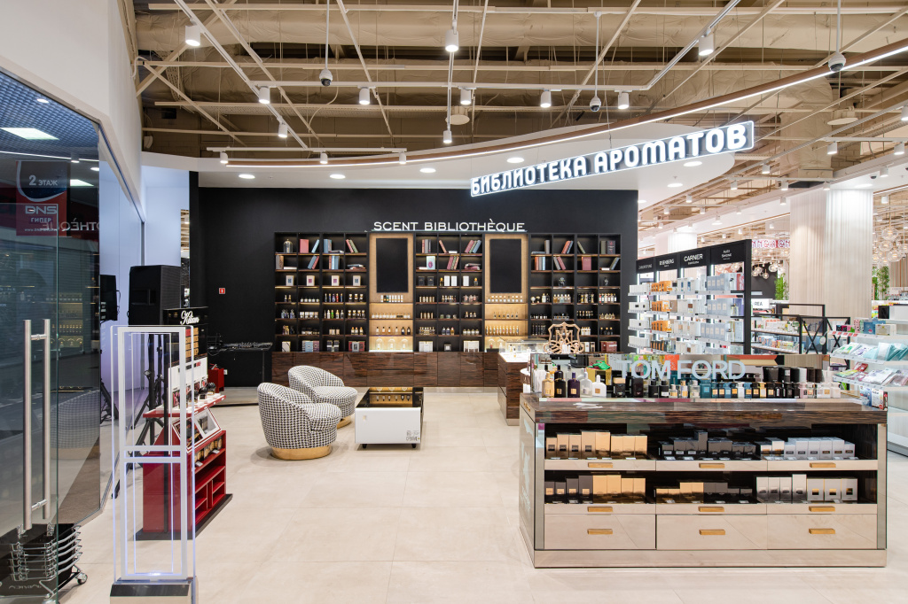 CHE04018.jpg CHE04018.jpg